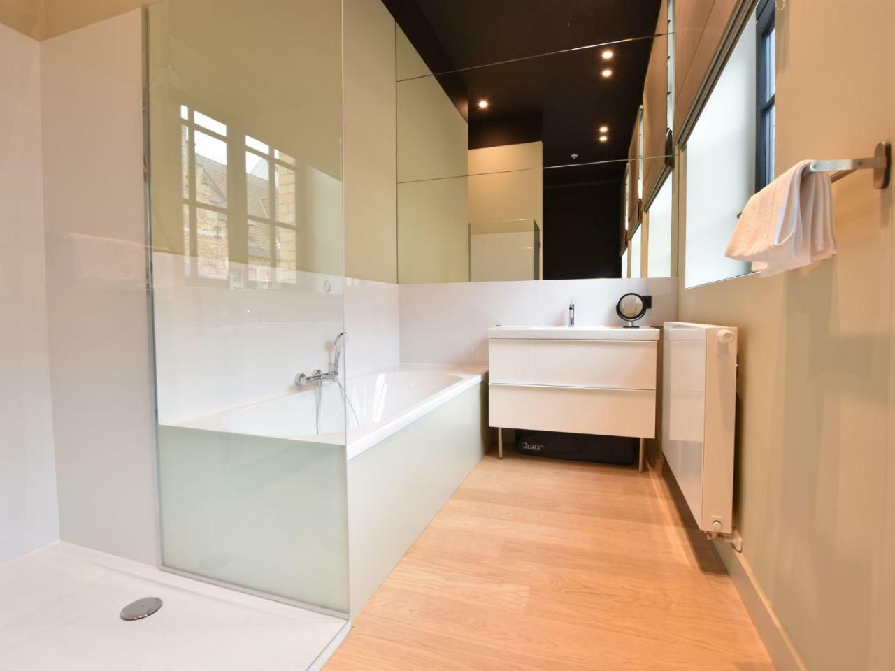 Luxurious Apartment in Nieuwpoort with Jacuzzi Buitenkant foto